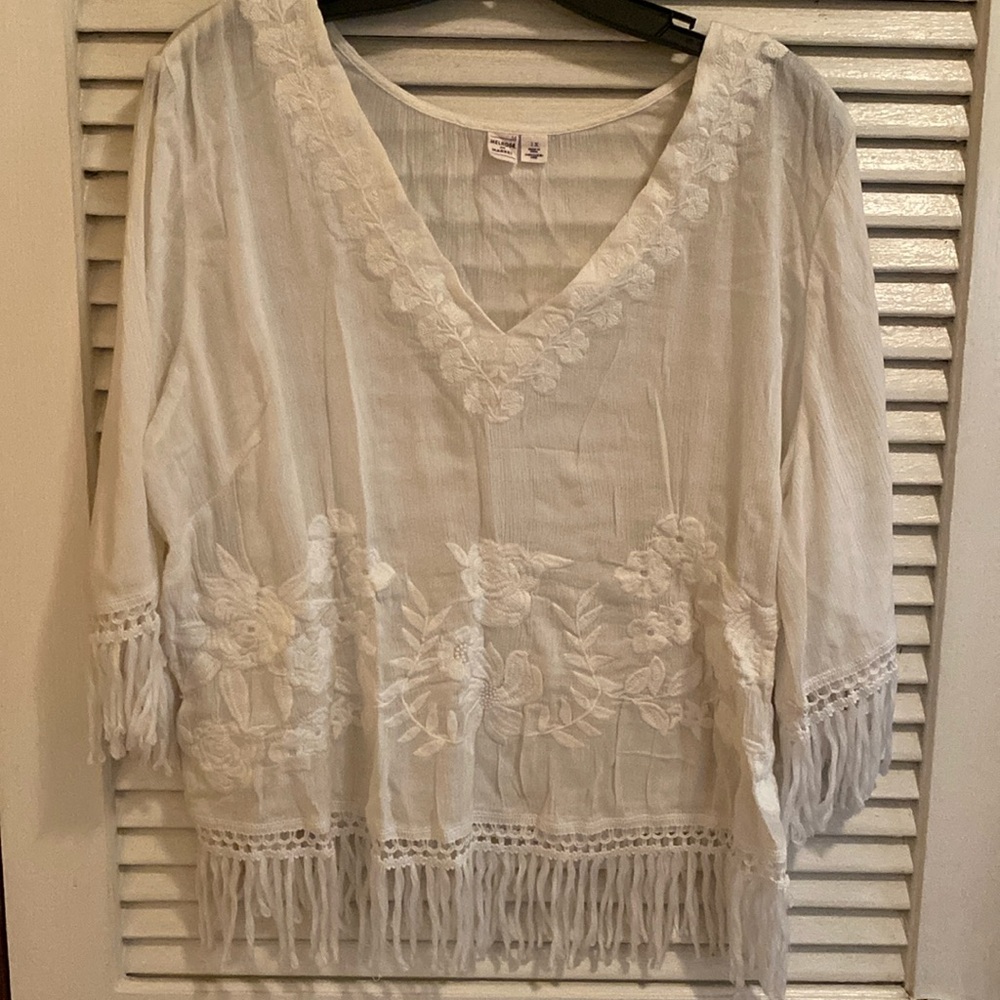 Melrose - V Neck Embroidered With Tassle Top Sz 1X (16)